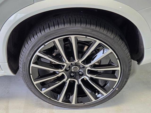 New 2026 Volvo XC90 B6 Ultra w/ Protection Package Premier AWD/4WD image 7