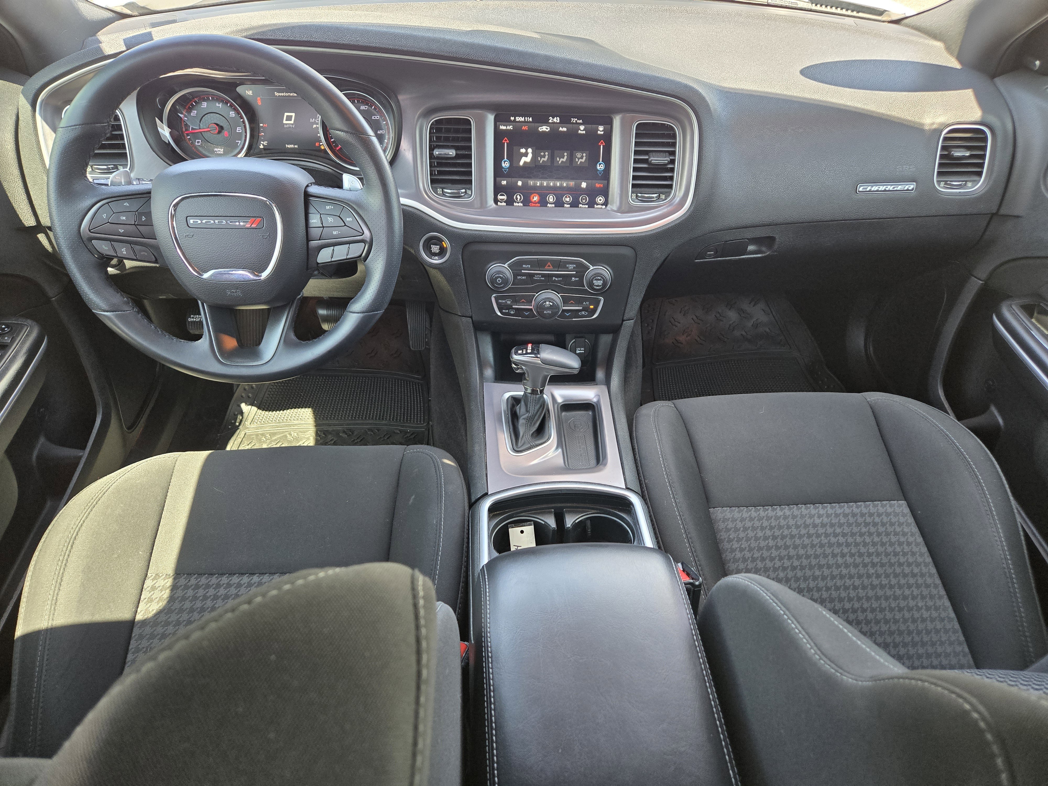 Used 2019 Dodge Charger GT w/ Performance Handling Group RWD image 17