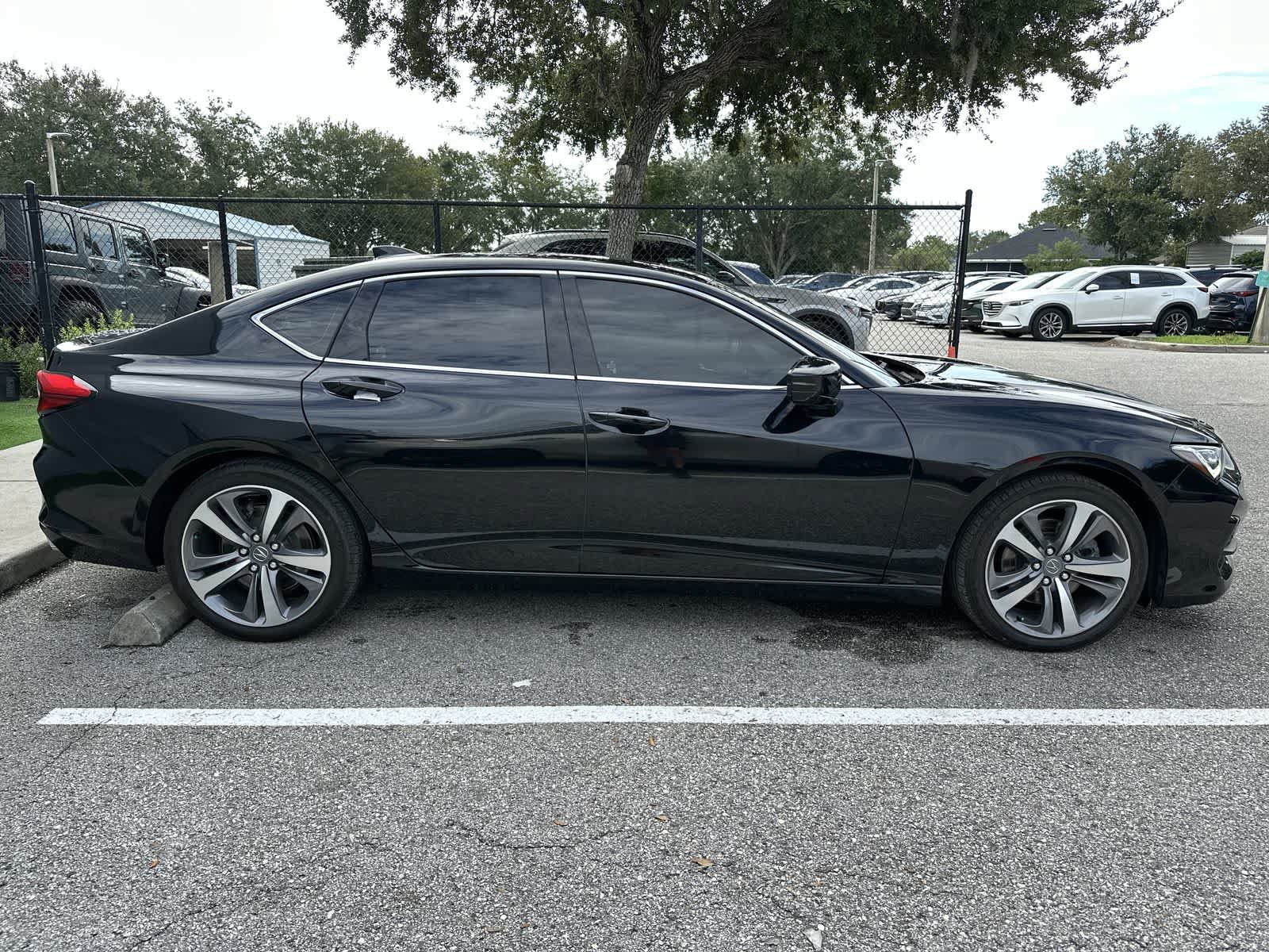 Used 2023 Acura TLX w/ Advance Package AWD/4WD image 10