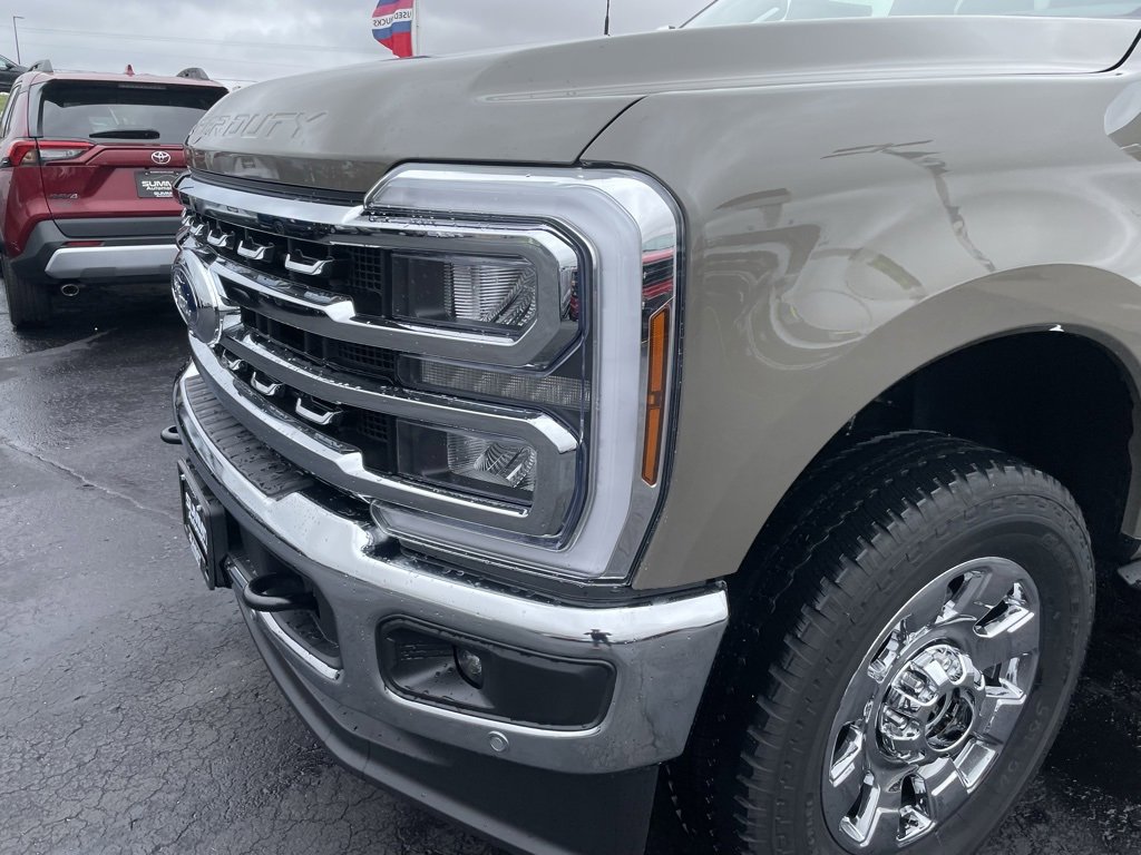 New 2026 Ford F250 Lariat image 36