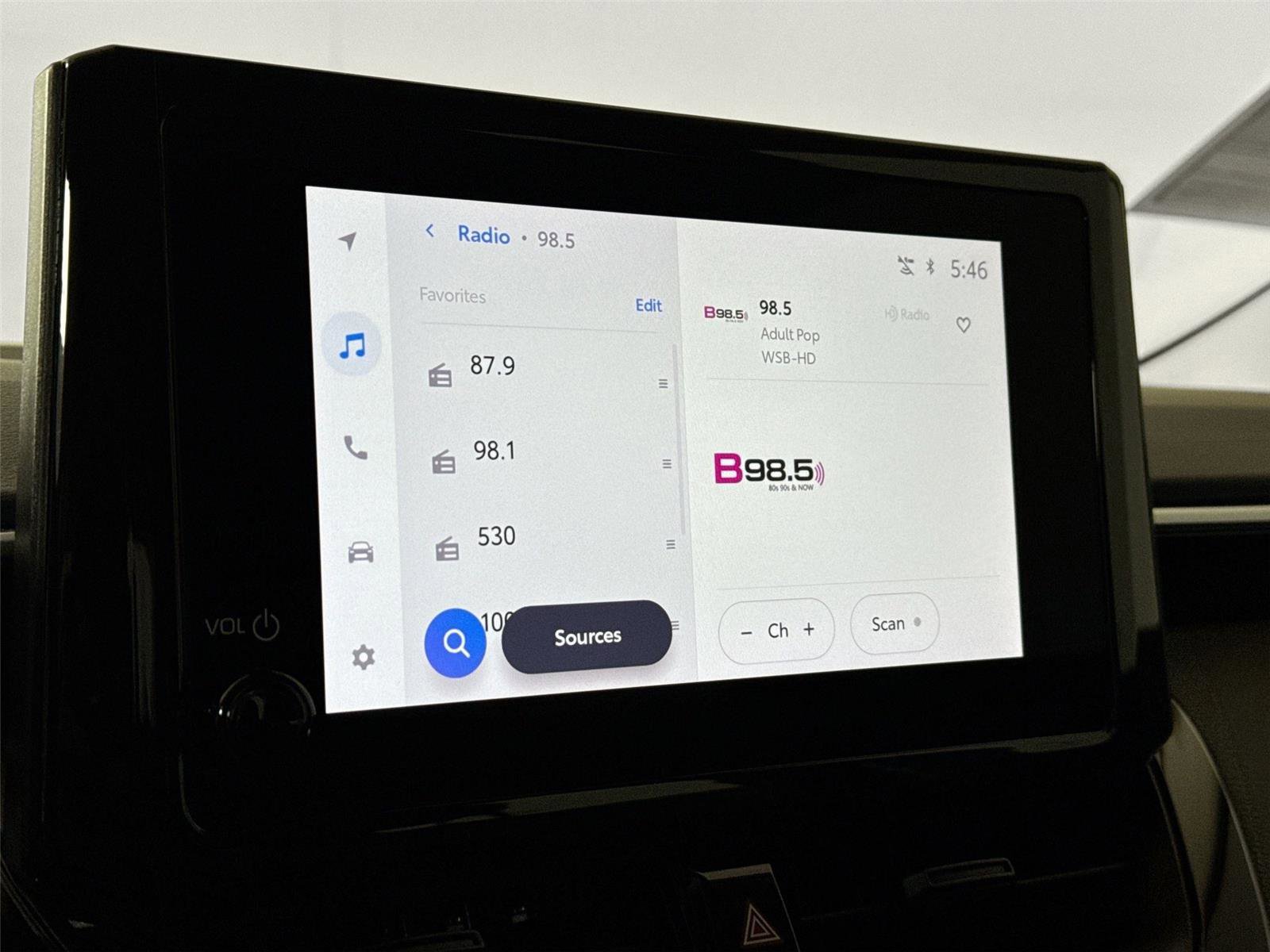 Certified 2024 Toyota Corolla LE w/ LE Convenience Package image 22