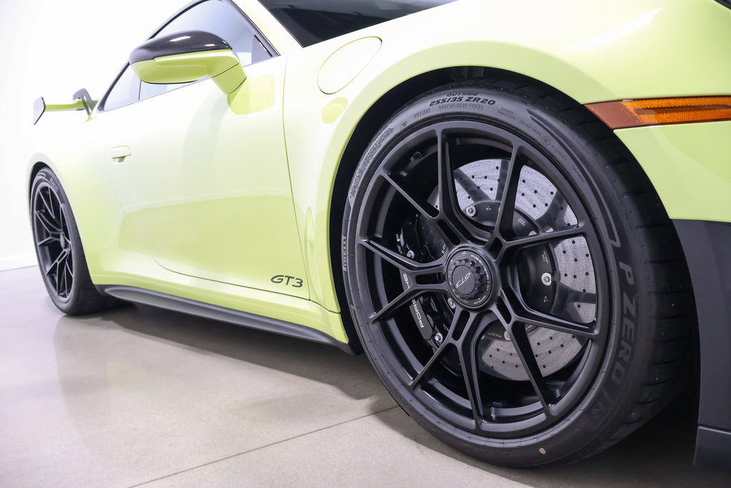 Used 2026 Porsche 911 GT3 w/ Weissach Package RWD image 23