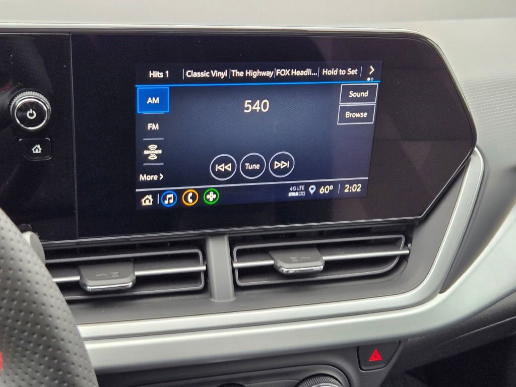 New 2026 Chevrolet Trax RS w/ Sunroof Package image 24