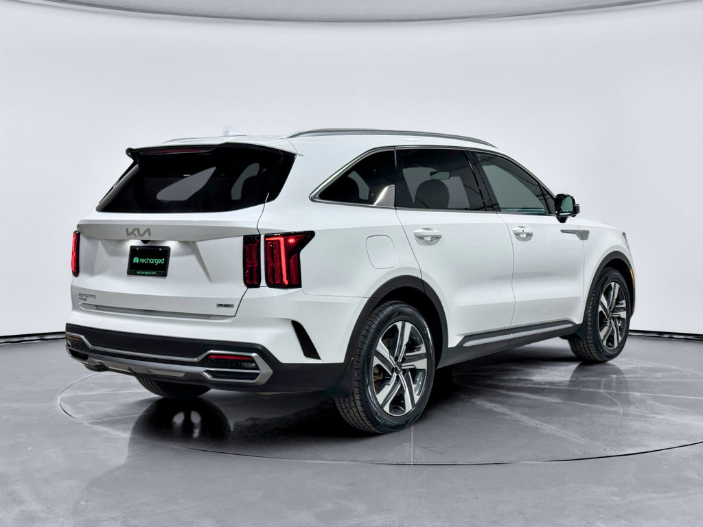 Used 2023 Kia Sorento SX Prestige image 3