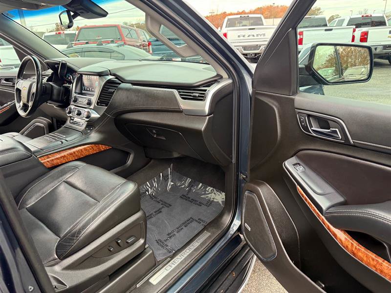 Used 2019 Chevrolet Suburban Premier image 10