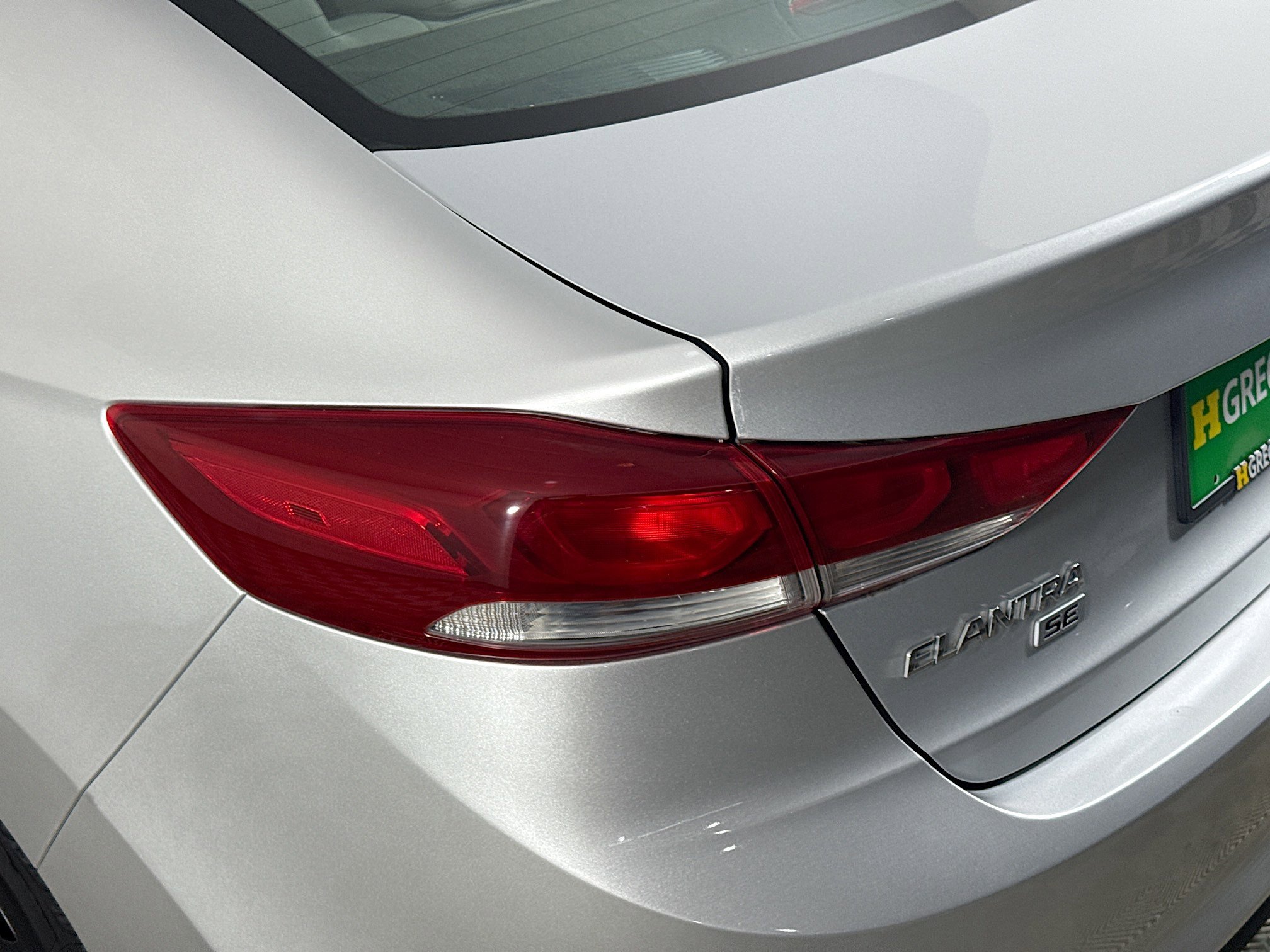 Used 2017 Hyundai Elantra SE w/ Cargo Package image 34