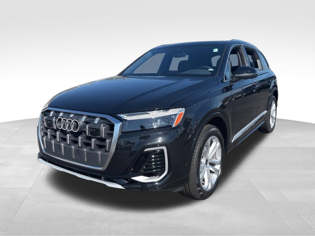 Used 2025 Audi Q7 3.0T Premium Plus AWD/4WD image 3