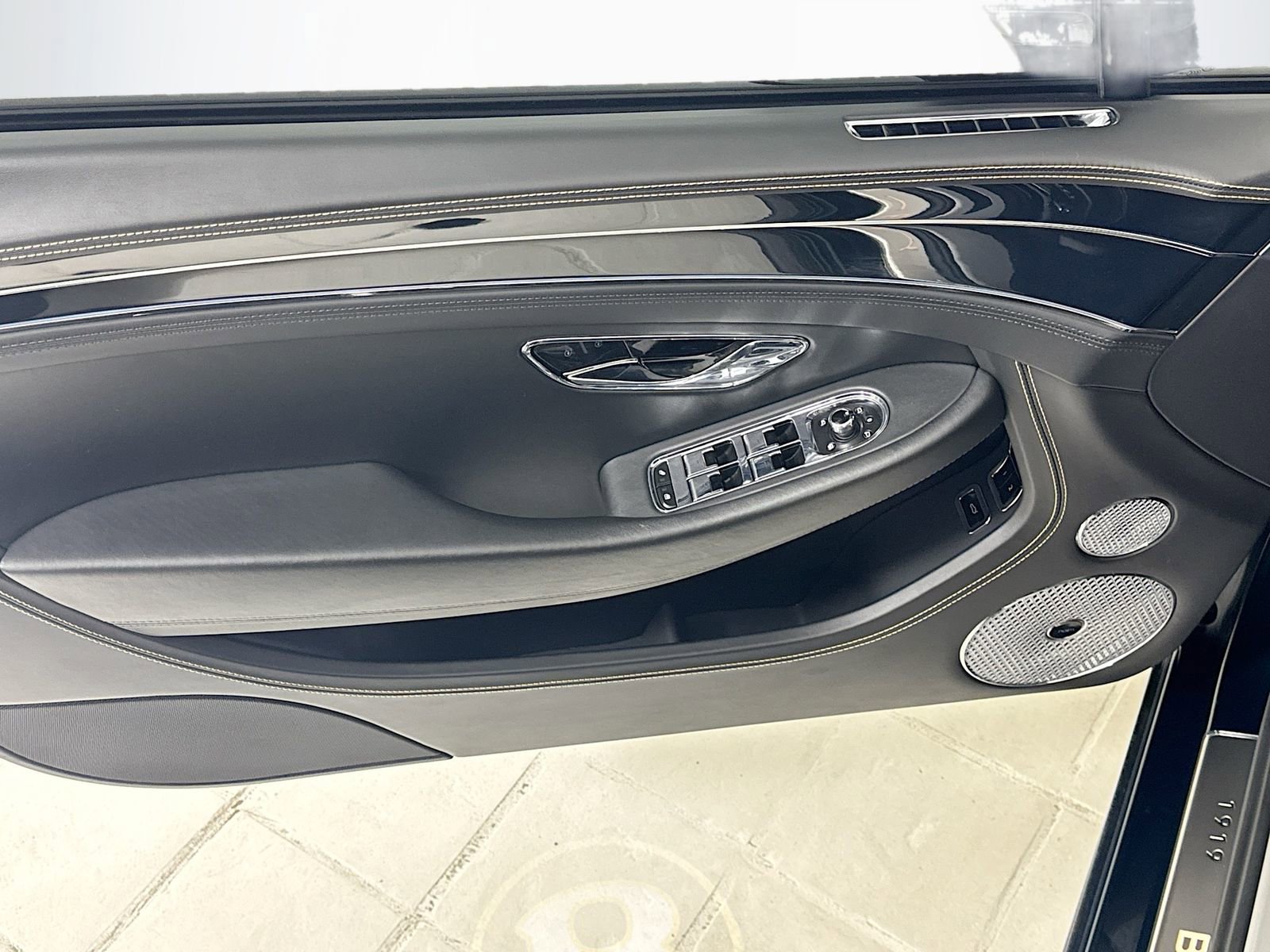 Used 2020 Bentley Continental GT image 16