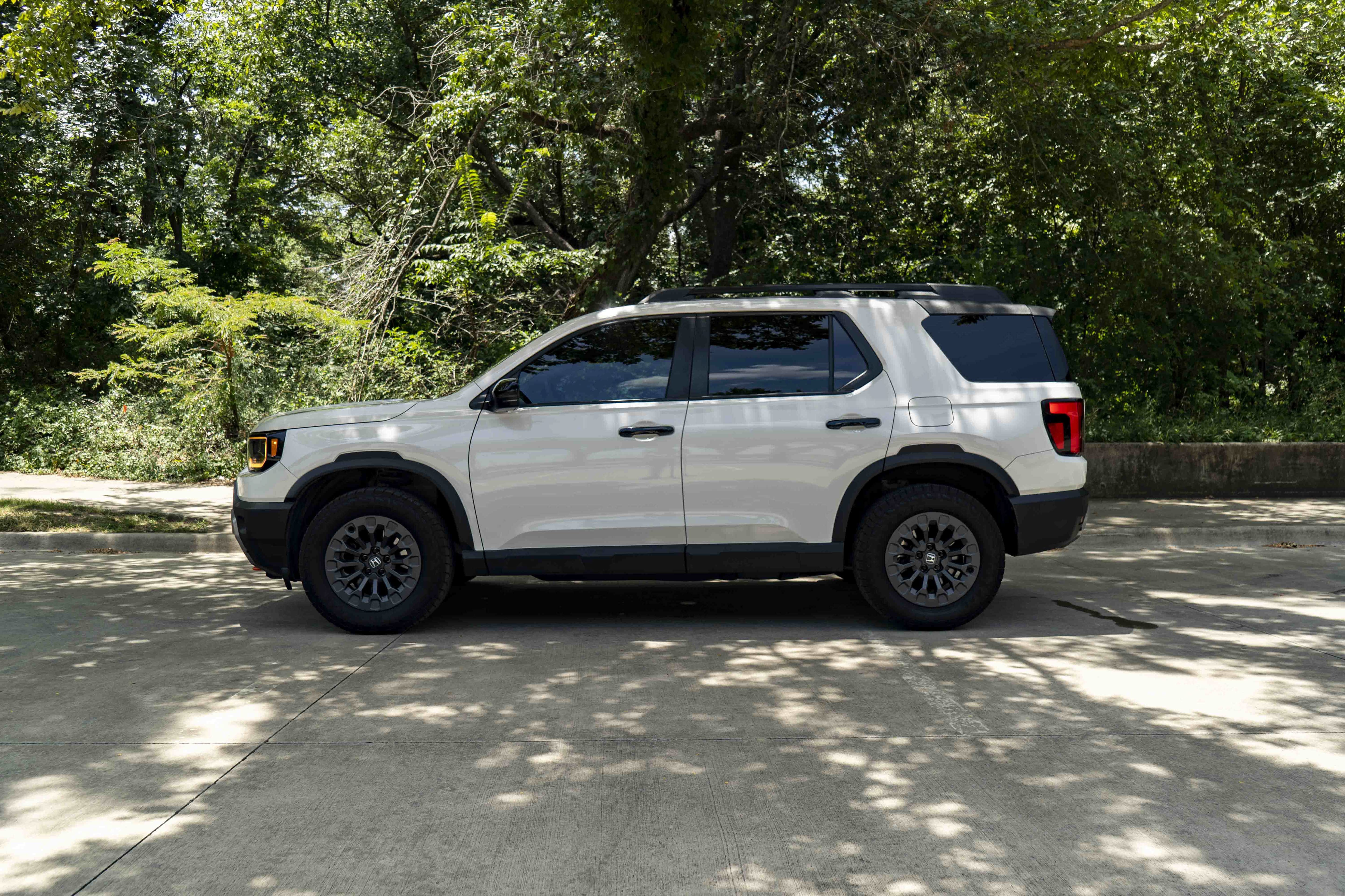 Certified 2026 Honda Passport TrailSport image 6