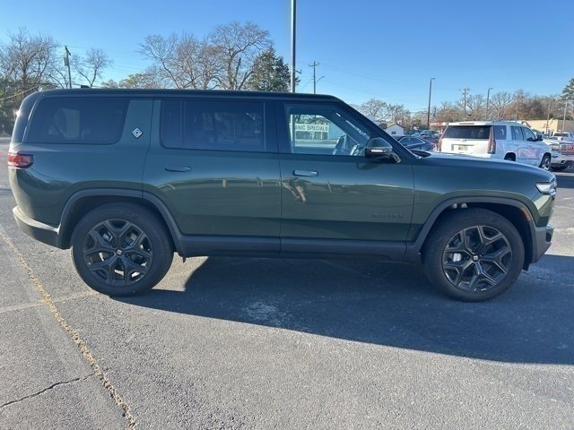 Used 2025 Rivian R1S Adventure image 5