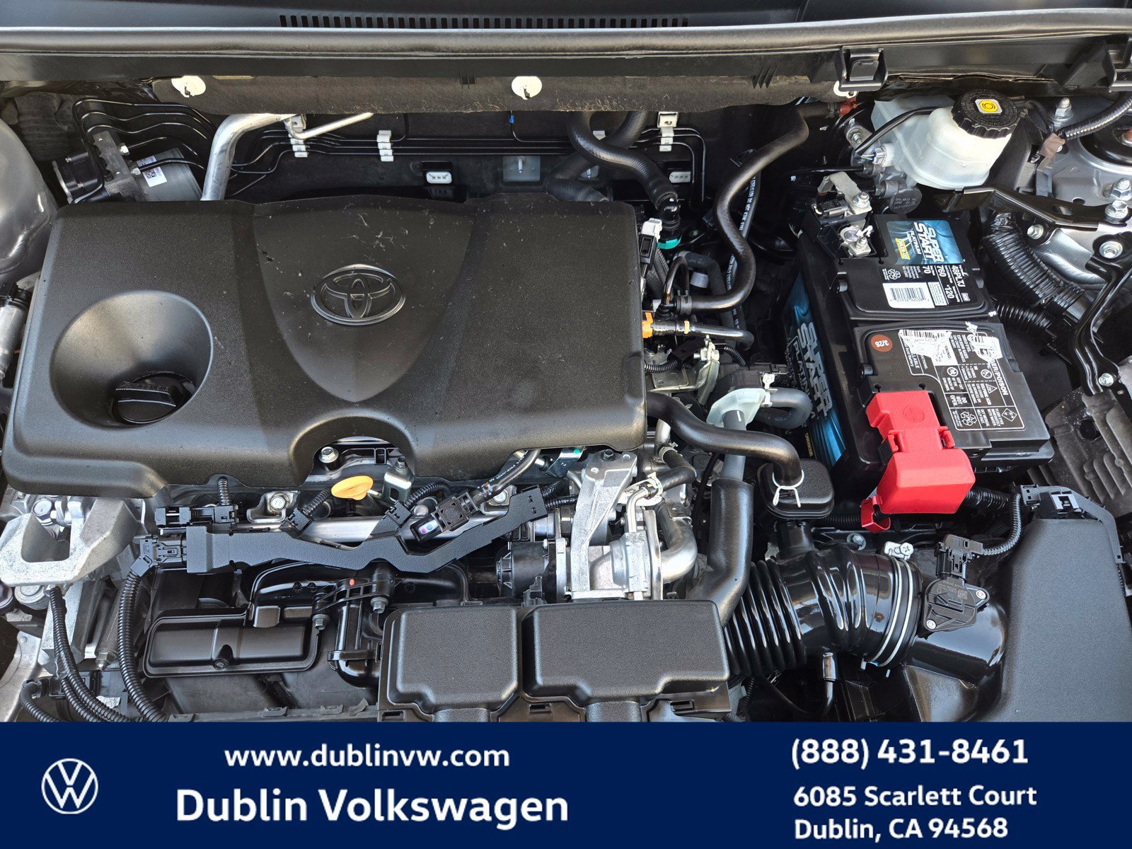Used 2021 Toyota RAV4 XLE w/ Convenience Package FWD image 25