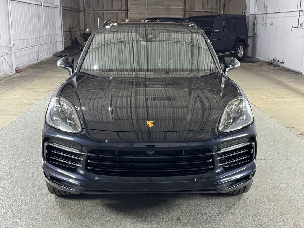 Used 2022 Porsche Cayenne S AWD/4WD image 2