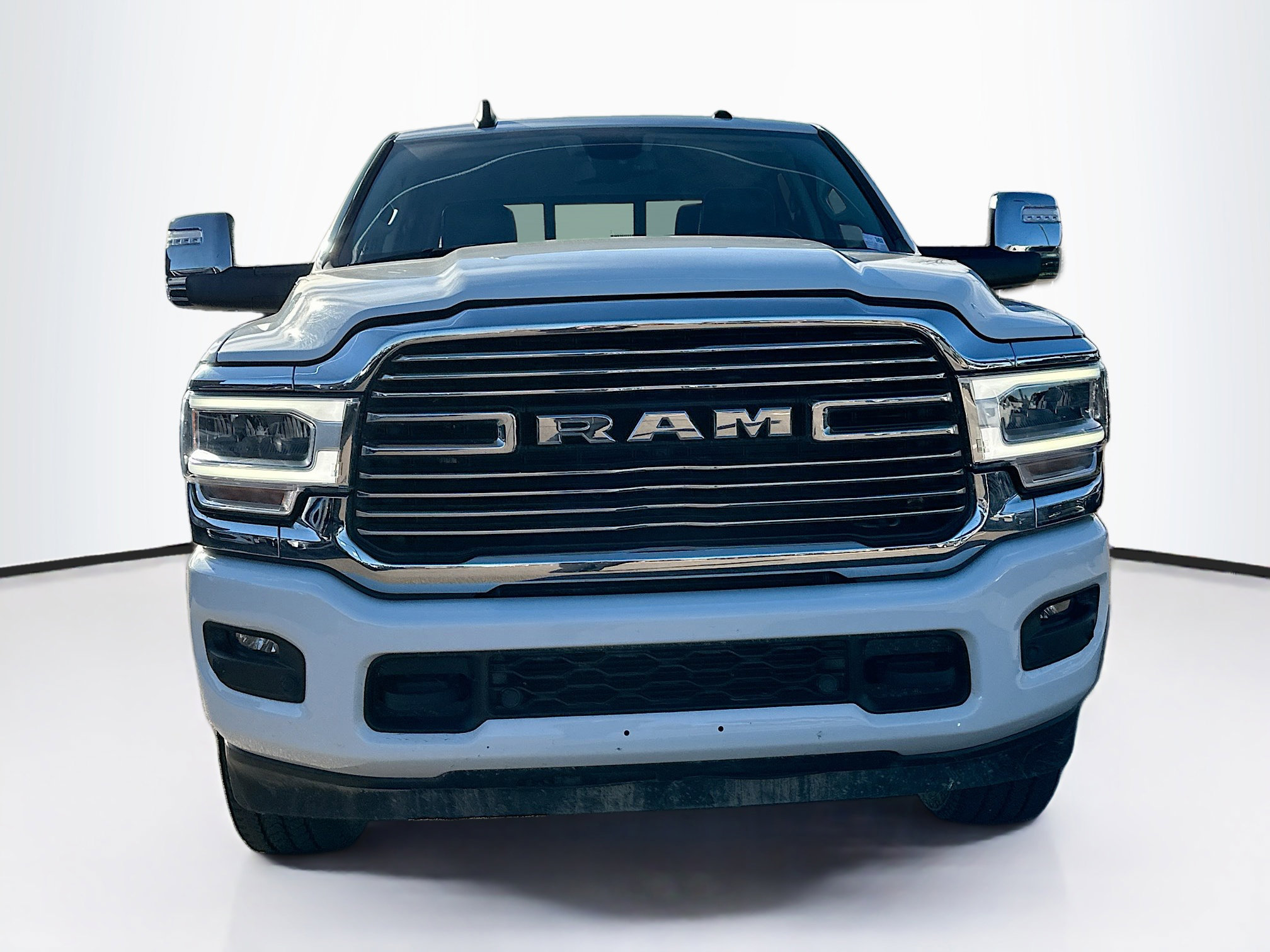 Used 2024 RAM 2500 Laramie image 2