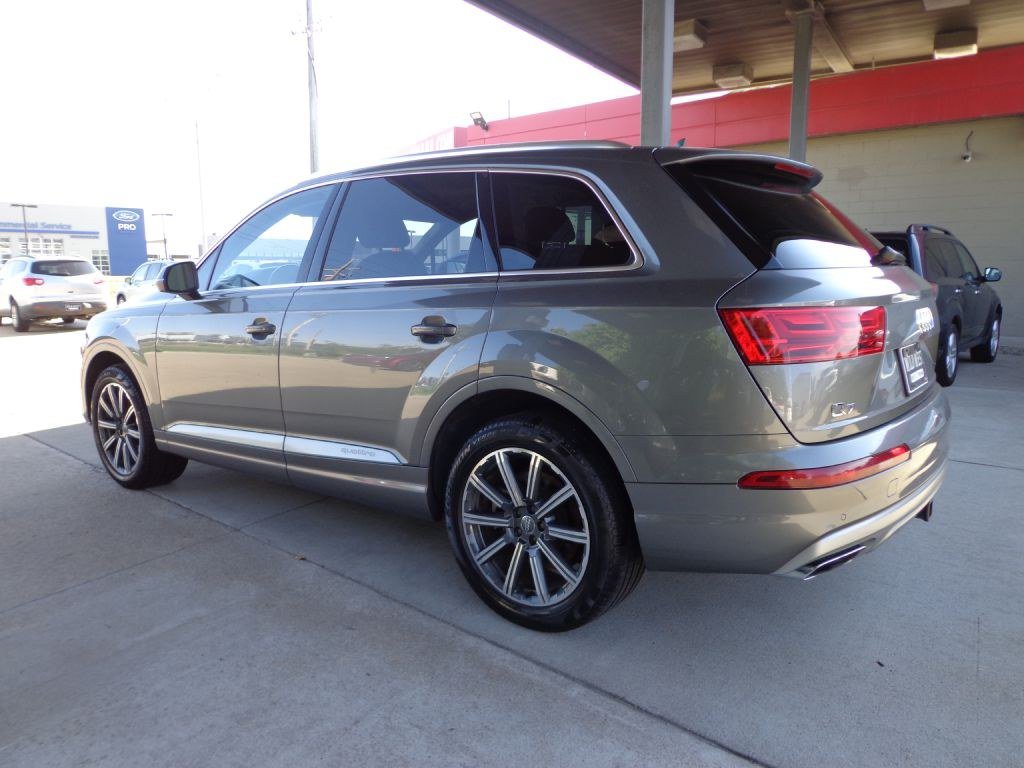 Used 2017 Audi Q7 3.0T Premium Plus AWD/4WD image 6