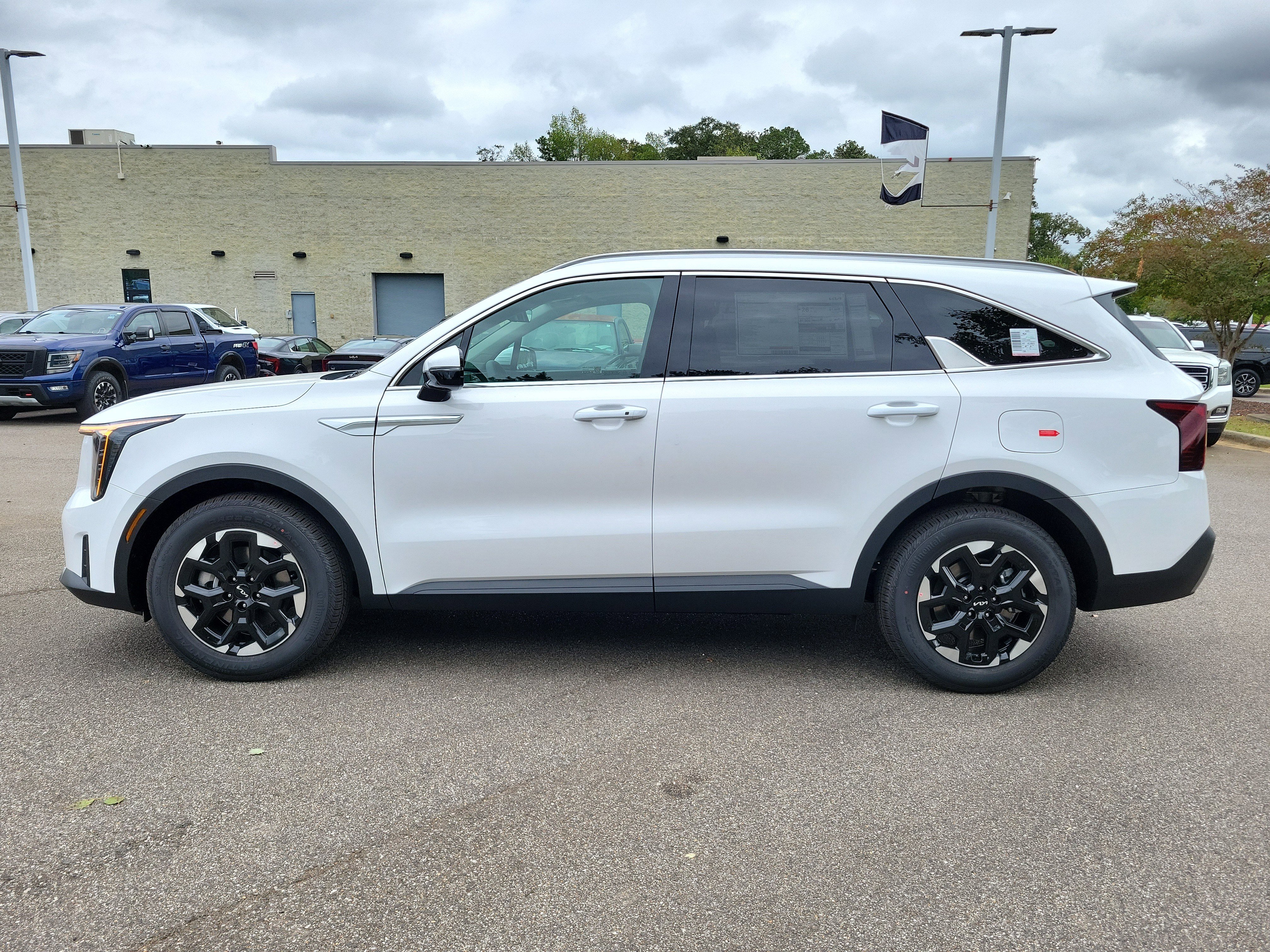 New 2026 Kia Sorento S image 23