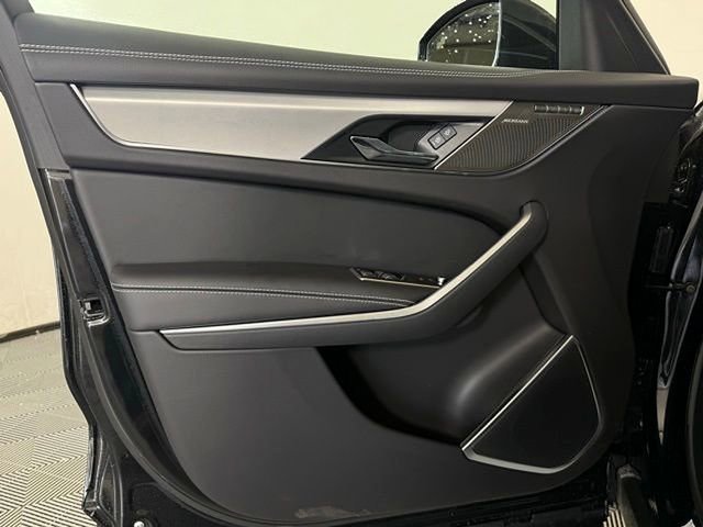 New 2026 Jaguar F-PACE R-Dynamic S image 26