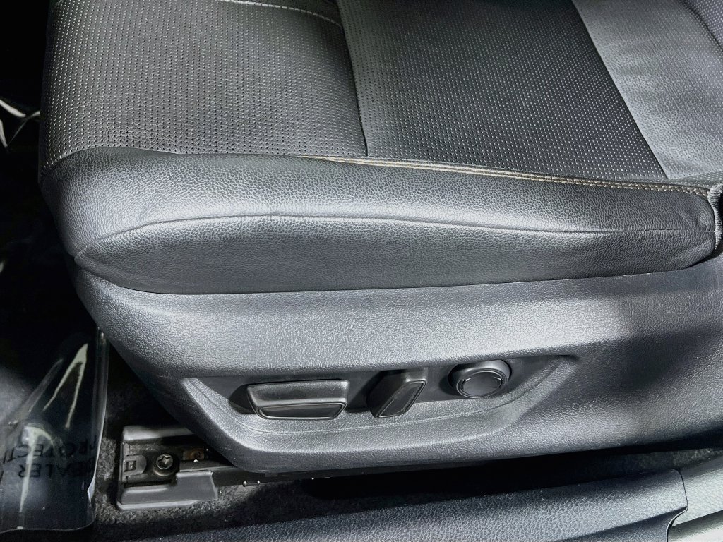 Certified 2025 Toyota Camry XLE FWD image 16