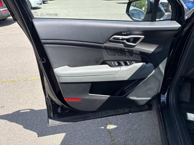 Used 2023 Kia Sportage X-Line w/ X-Line Premium Package image 13