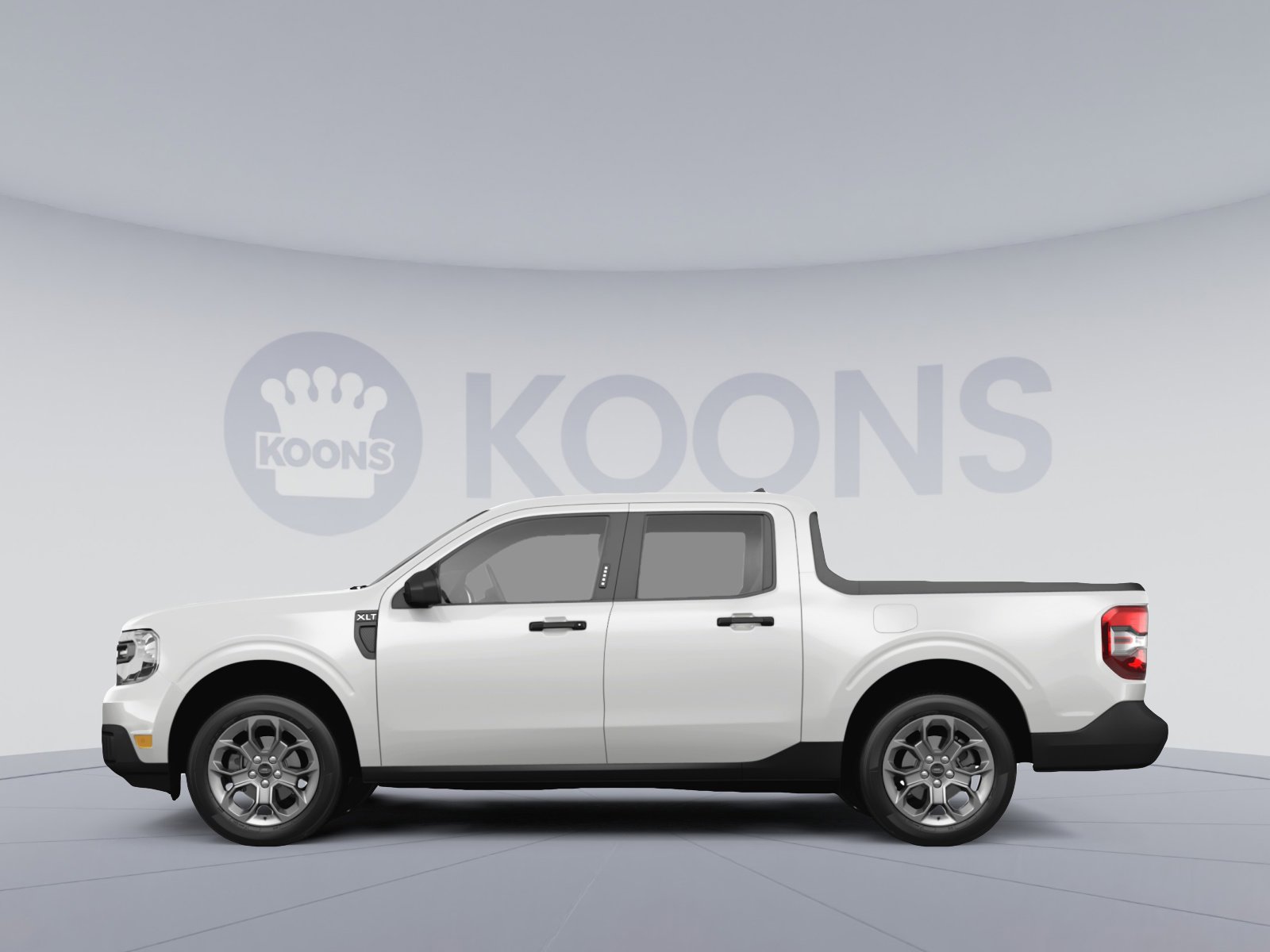 Used 2024 Ford Maverick XLT image 2