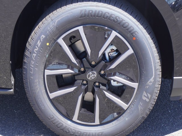New 2026 Toyota bZ FWD image 5