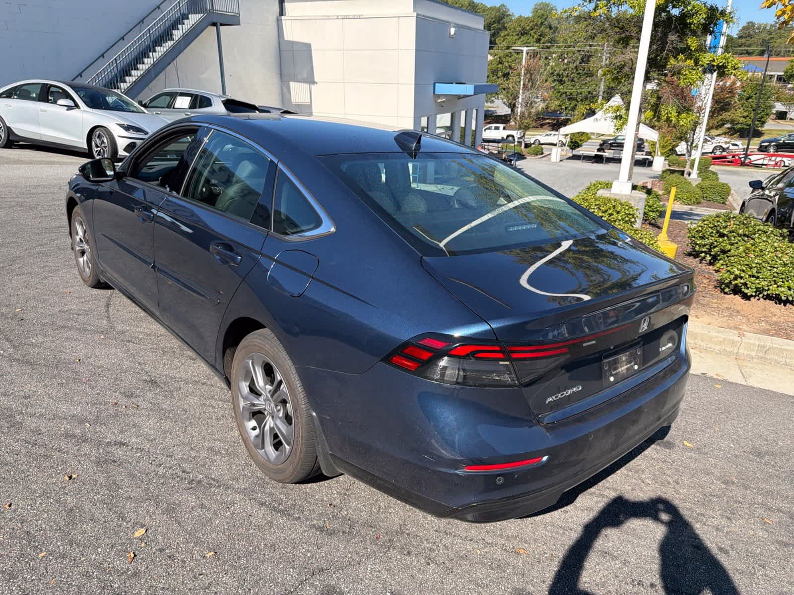 Used 2024 Honda Accord EX-L image 9