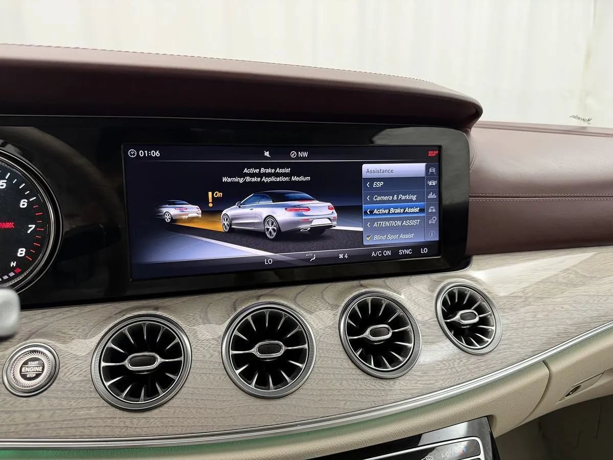 Used 2018 Mercedes-Benz E 400 4MATIC Cabriolet image 25