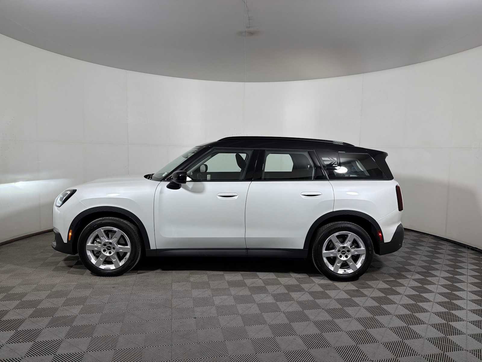 Certified 2025 MINI Cooper Countryman S image 4