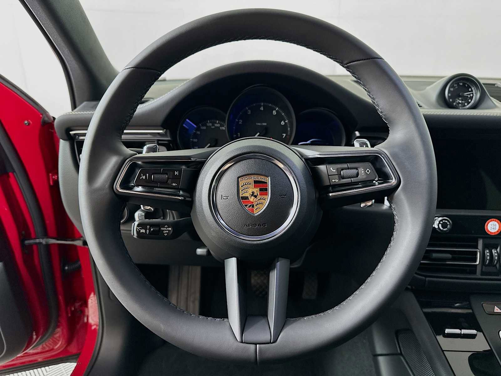 New 2026 Porsche Macan image 14