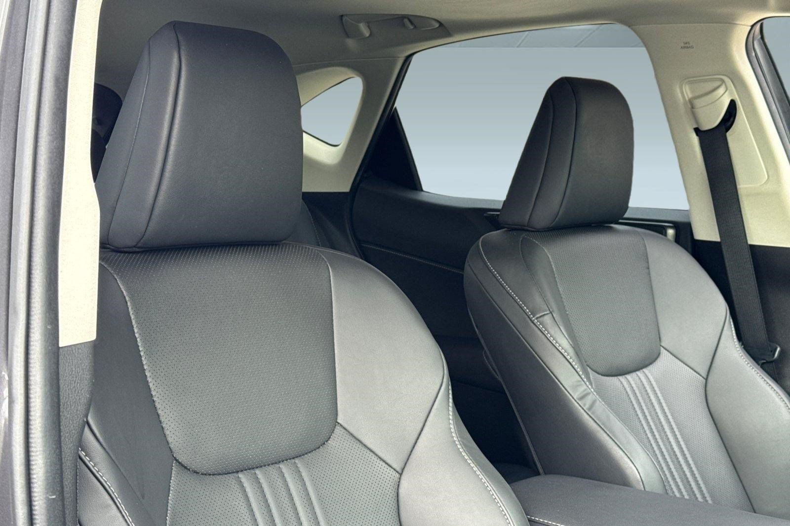 Used 2023 Lexus NX 350 AWD image 32