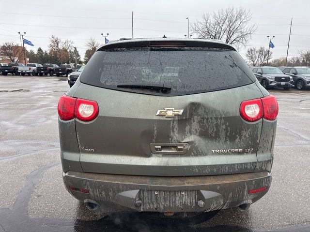 Used 2011 Chevrolet Traverse LTZ image 9