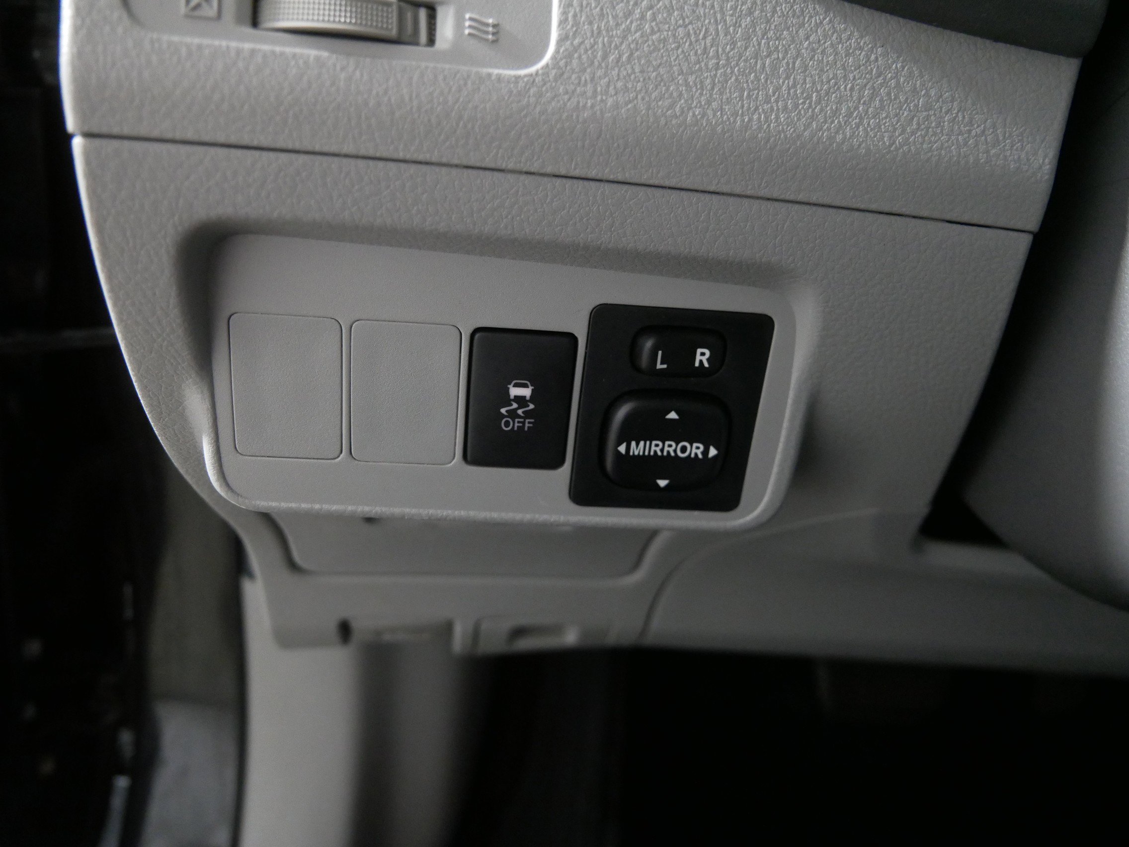 Used 2010 Toyota Corolla LE image 26