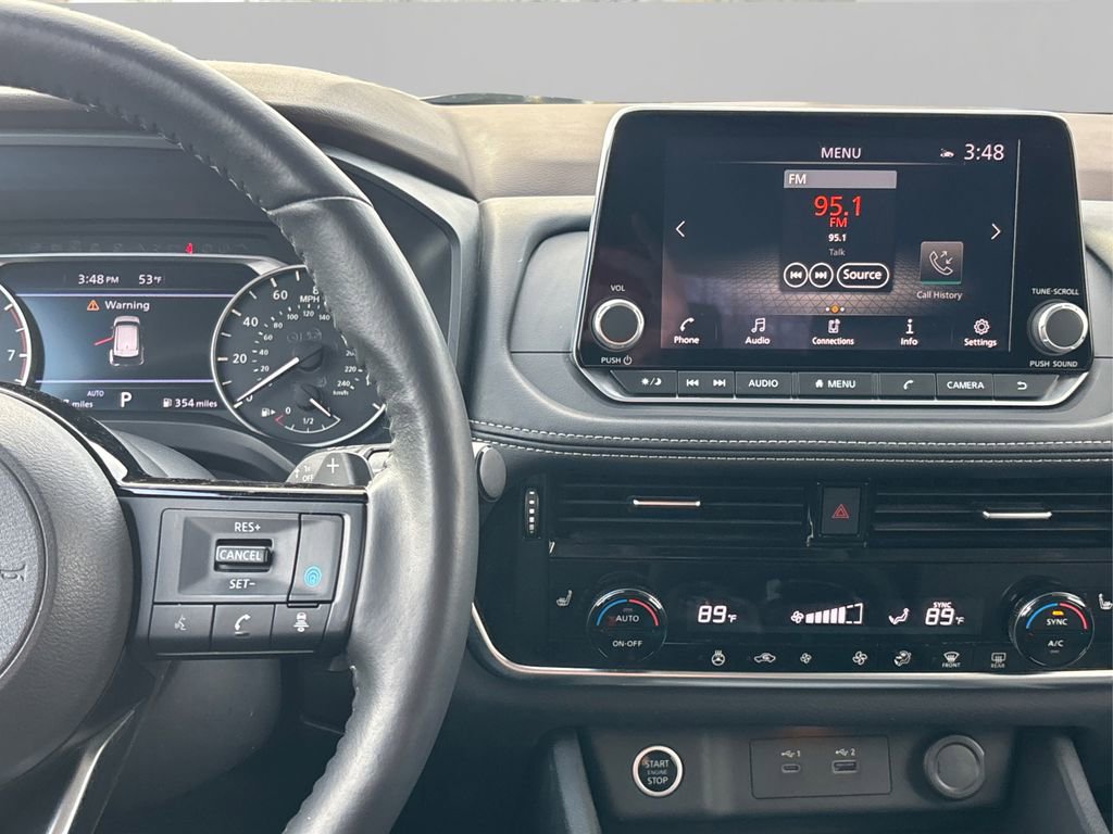 Used 2021 Nissan Rogue SV image 19