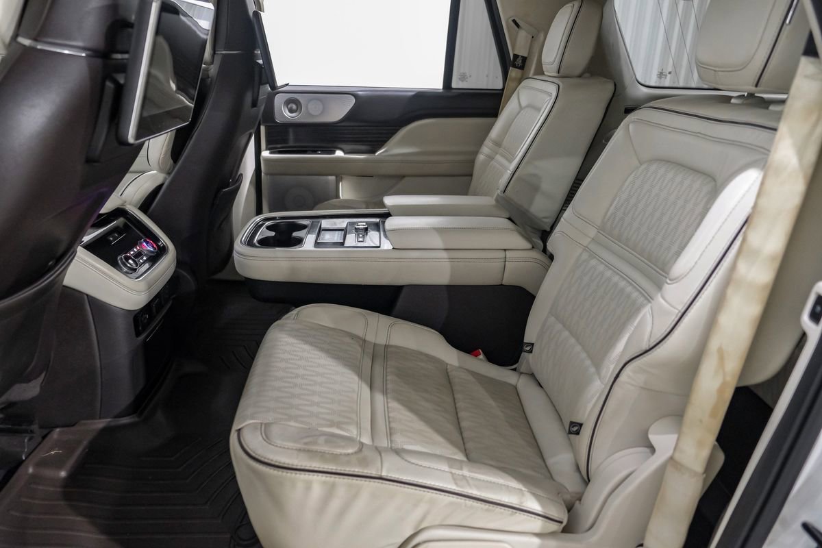 Used 2021 Lincoln Navigator L Black Label w/ Cargo Convenience Package image 40