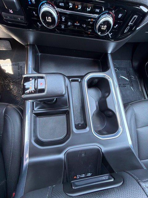 Used 2022 GMC Sierra 1500 SLT w/ SLT Premium Plus Package AWD/4WD image 13