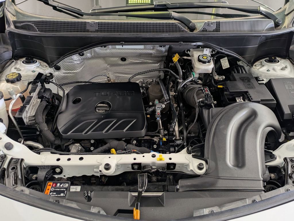 Used 2024 Buick Encore GX Sport Touring image 30