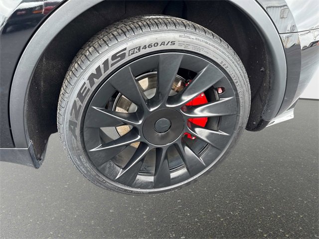 Used 2023 Tesla Model Y Long Range image 10