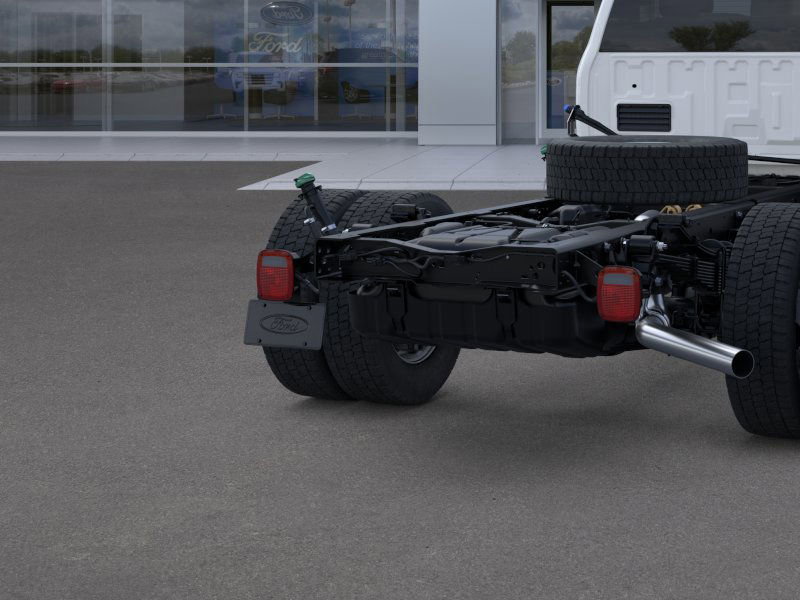 New 2026 Ford F550 4x4 Regular Cab Super Duty w/ XL Chrome Package image 21