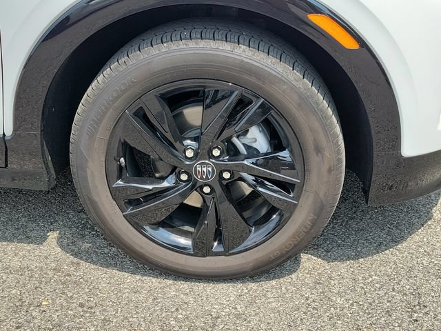 Used 2025 Buick Encore GX Sport Touring FWD image 5