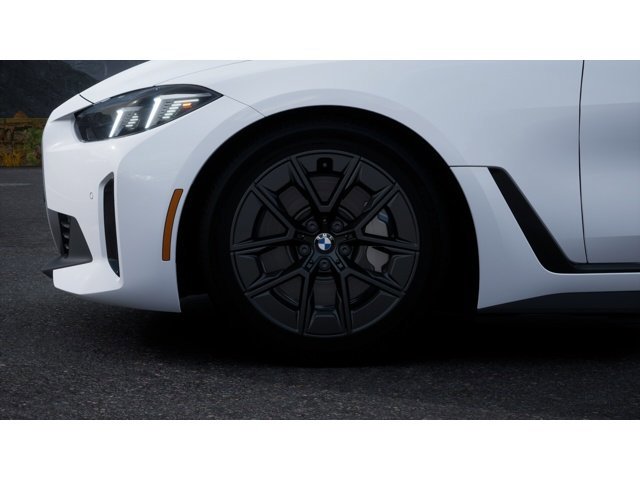 New 2026 BMW i4 xDrive40i AWD/4WD image 7