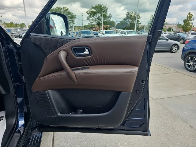Used 2023 Nissan Armada Platinum w/ Captain's Chairs Package AWD/4WD image 45