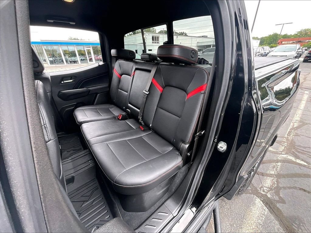Used 2024 Chevrolet Colorado Z71 w/ Z71 Convenience Package 2 AWD/4WD image 14