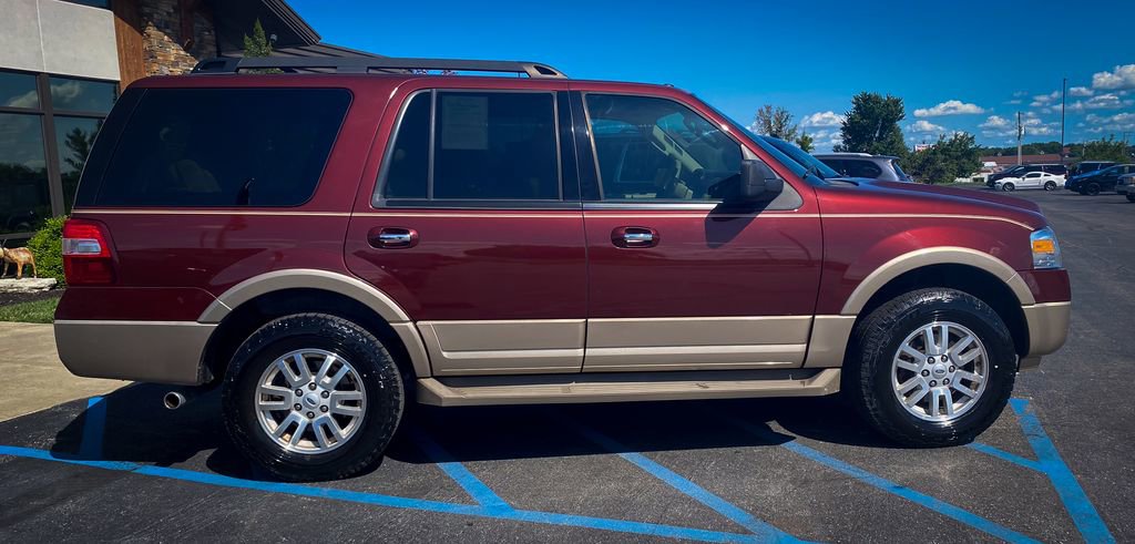 Used 2012 Ford Expedition XLT AWD/4WD image 28