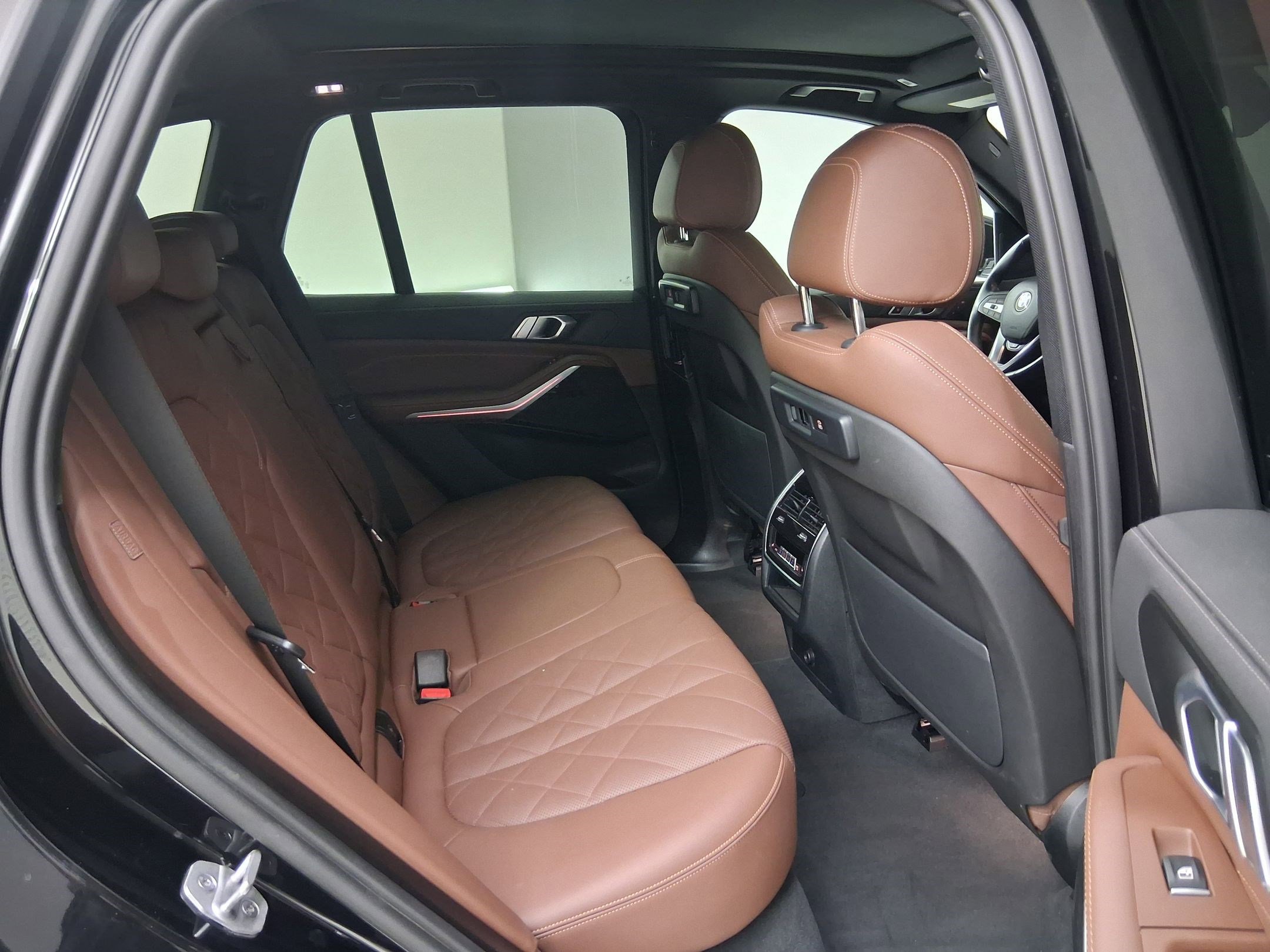 Used 2023 BMW X5 sDrive40i w/ Climate Comfort Package image 33