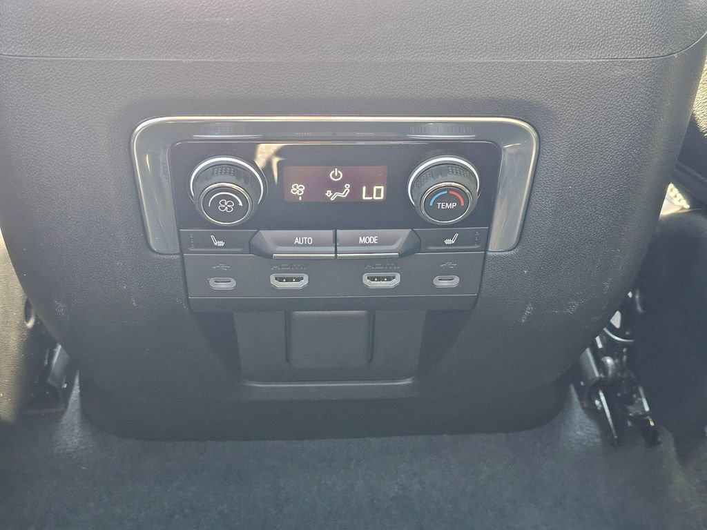 Used 2021 Chevrolet Tahoe High Country AWD/4WD image 19