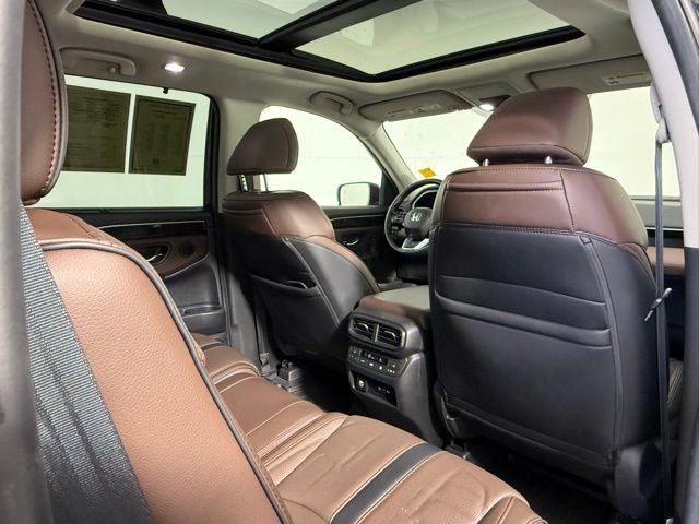 Used 2024 Honda Pilot Elite image 47