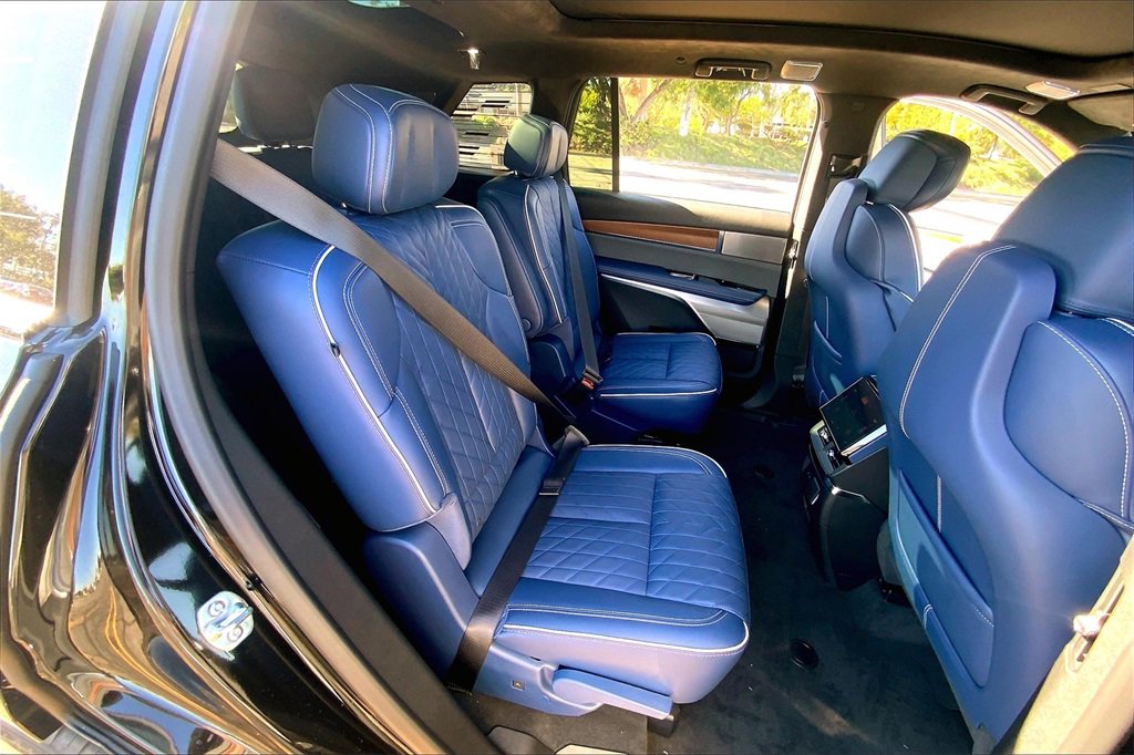 New 2026 Cadillac Vistiq Premium Luxury image 32