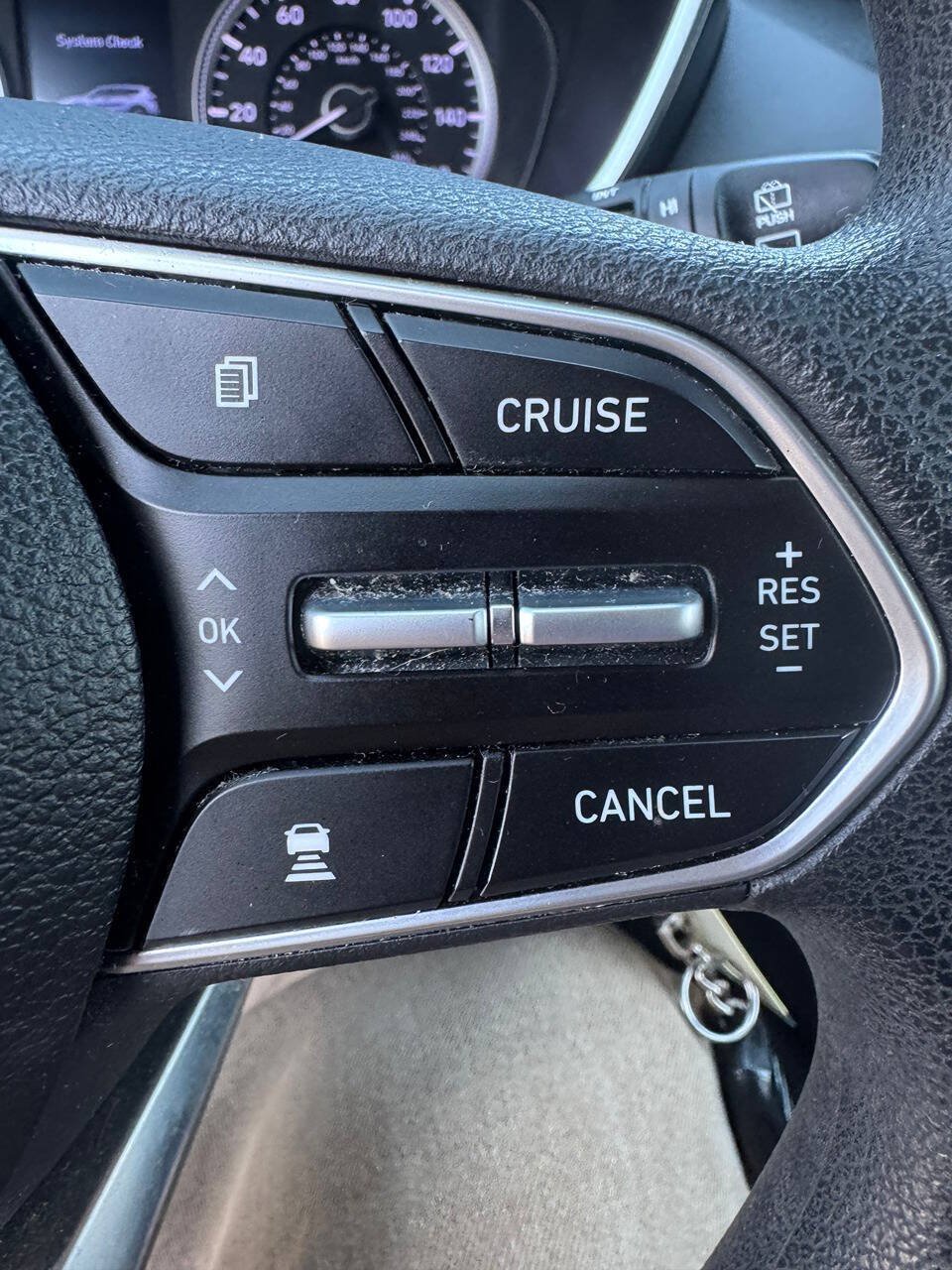 Used 2019 Hyundai Santa Fe SE AWD/4WD image 13
