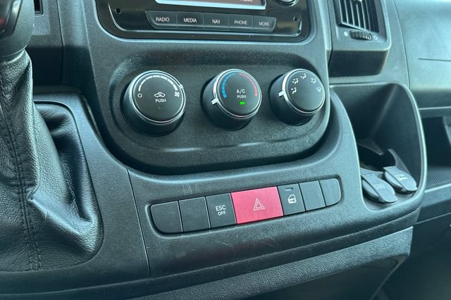 Used 2020 RAM ProMaster 1500 w/ Interior Convenience Group FWD image 18