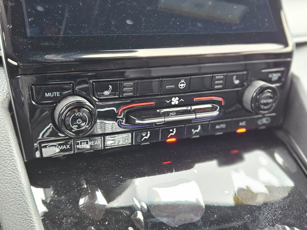 New 2025 Jeep Grand Cherokee Limited image 19