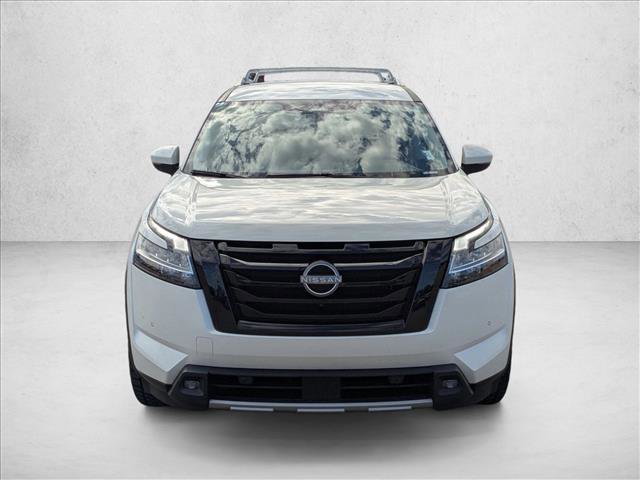 Used 2022 Nissan Pathfinder SL w/ Lighting Package (N92) video 2